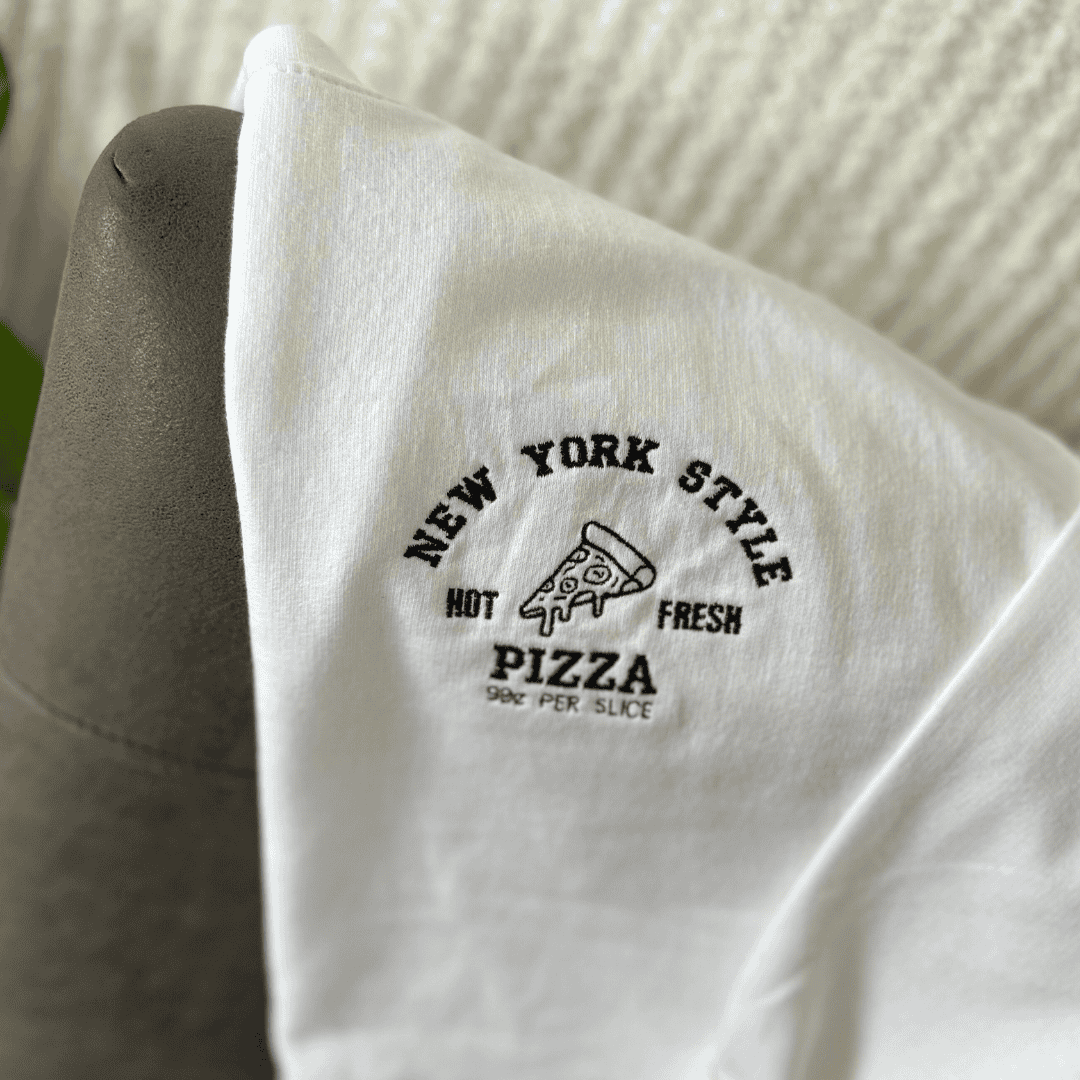 Sudadera NYC Pizza con cuello redondo